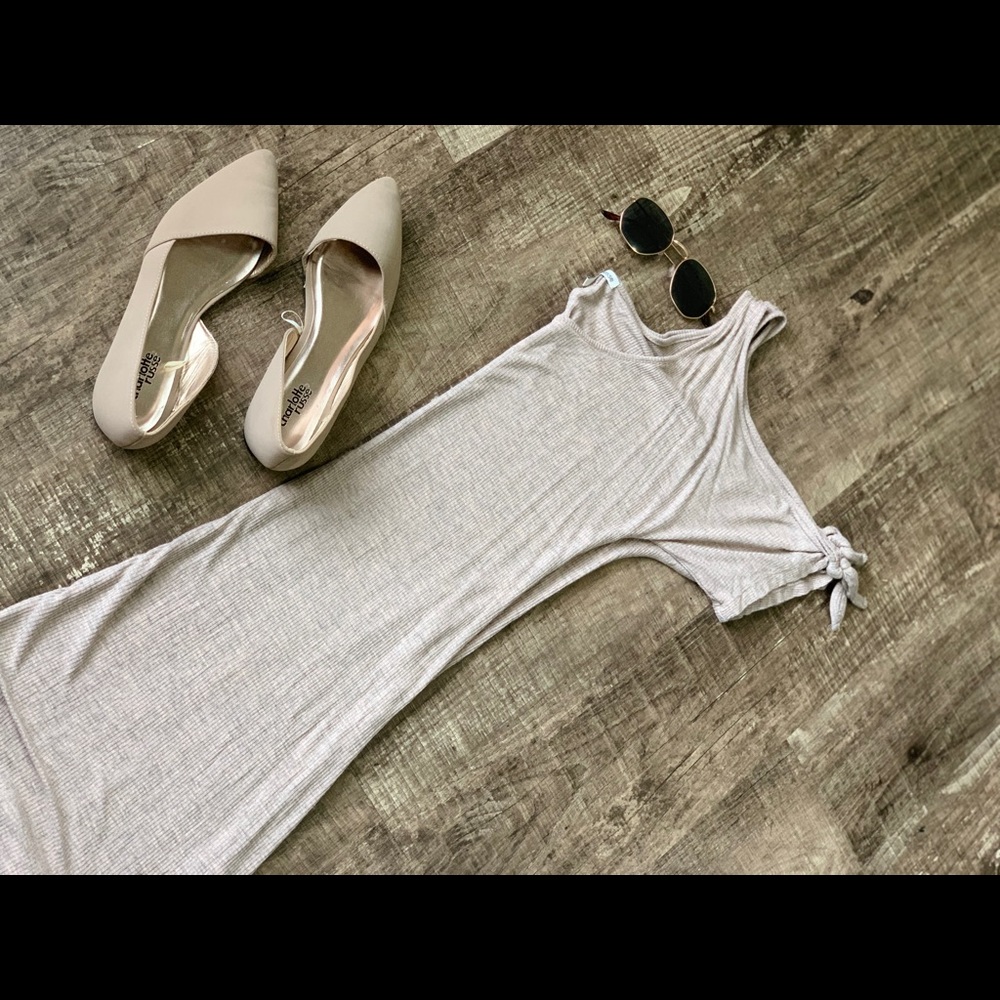 A loose fitting dress with t/off the shoulders